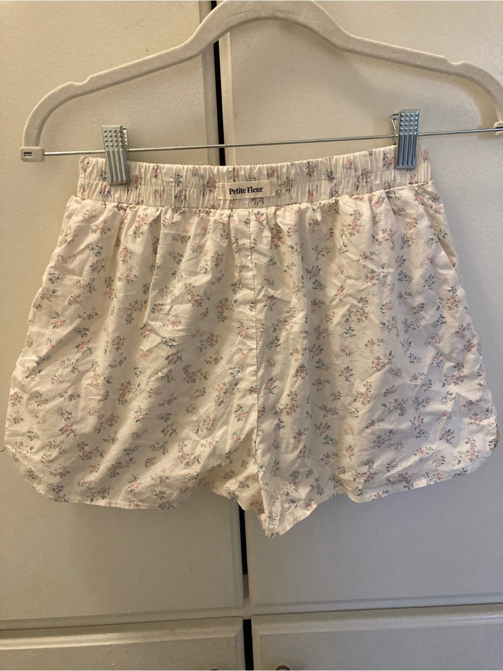 Petite Fleur cotton Women's White Floral Cotton Sleep Shorts Size S